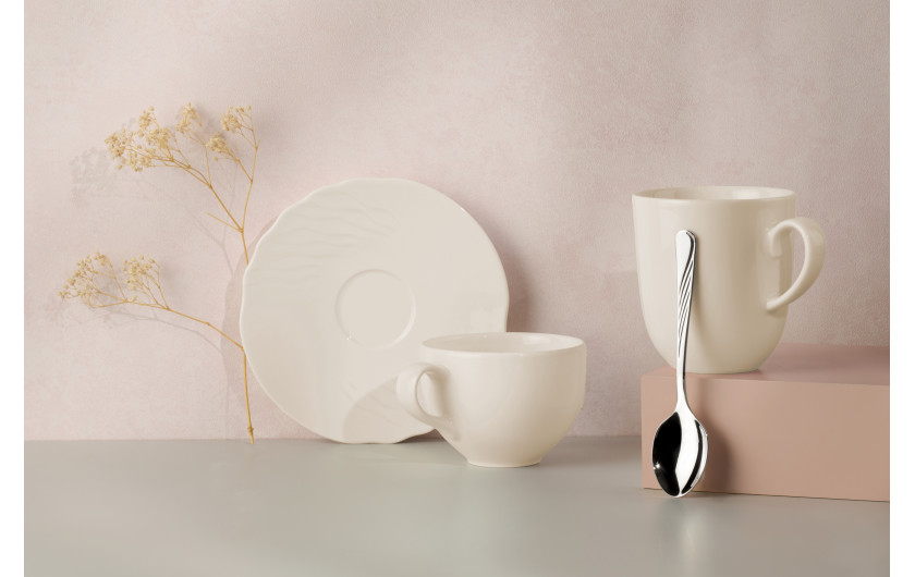 Serwis porcelanowy CELESTIA 38el. na 6os.: talerze obiadowe 18el.+ filiżanka ze spodkiem 12el. + kubek + salaterka
