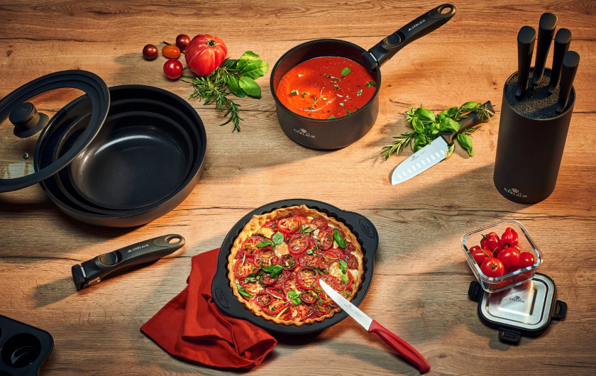 Silikonowa forma do pieczenia kwadratowa 20cm SMART BLACK