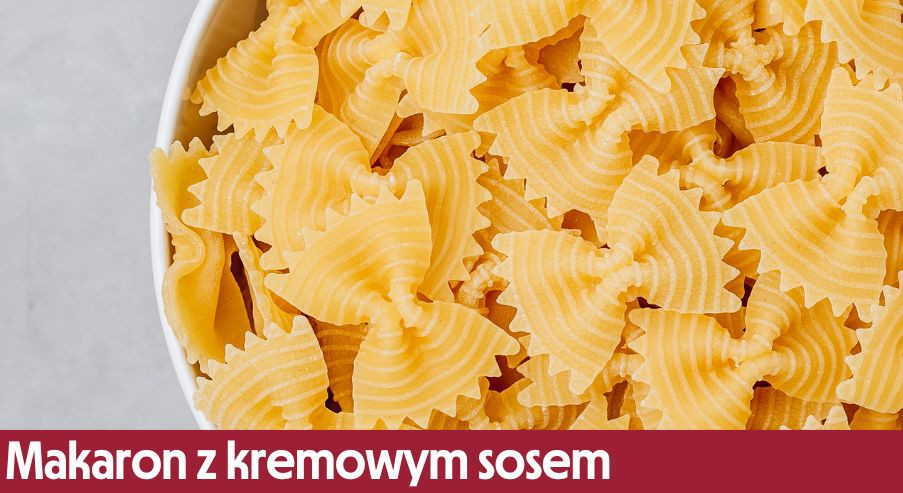 Makaron z kremowym sosem z dodatkiem cukinii i pora – obiad z warzywami