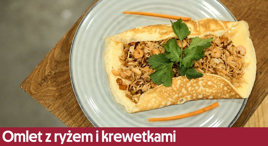 Omlet z ryżem i krewetkami – niczym pożywna tortilla!