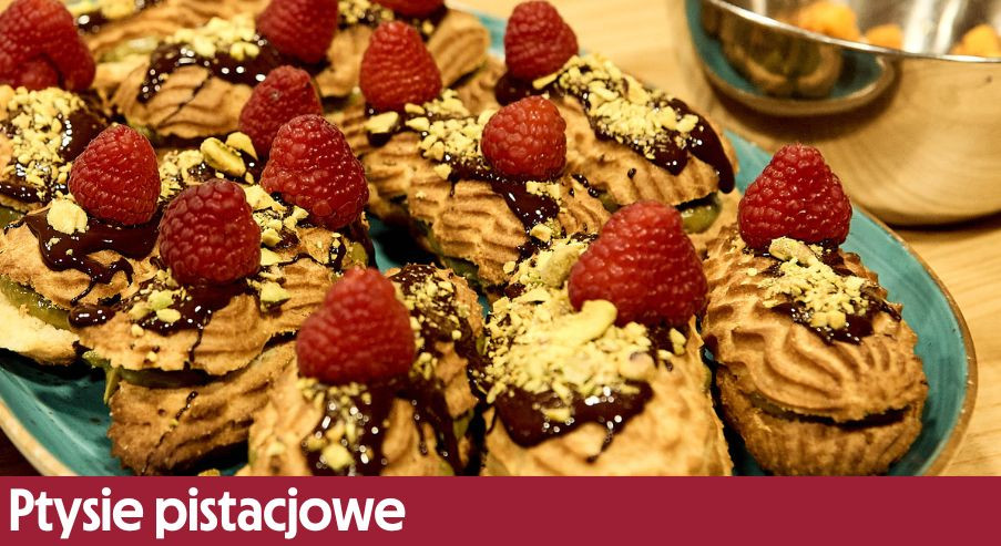 Ptysie pistacjowe – wyśmienity deser na cieście parzonym