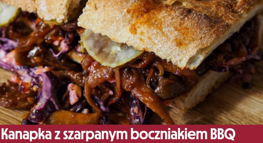 Kanapka z szarpanym boczniakiem BBQ i surówką kolesław – sprawdź wegański przepis!
